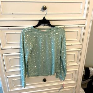 Young Hearts green heart long sleeve size 12